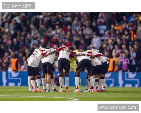 看足球球星精彩瞬间照片免费下载与最新球员资料一网打尽