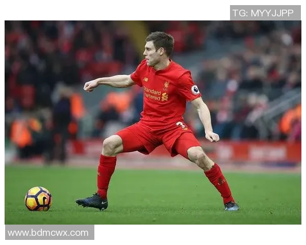 足球球星居家室内高效训练全攻略助你掌握专业提升秘诀